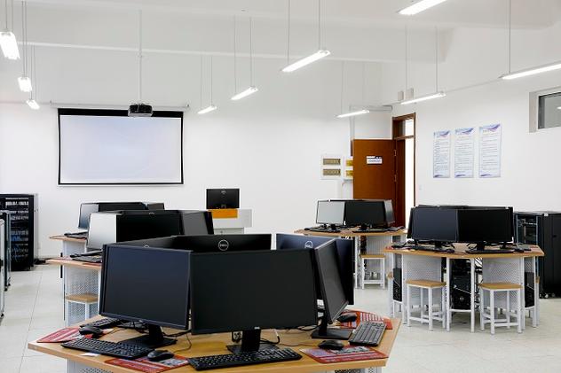 计算机网络实验室简介 构建未来网络的基石